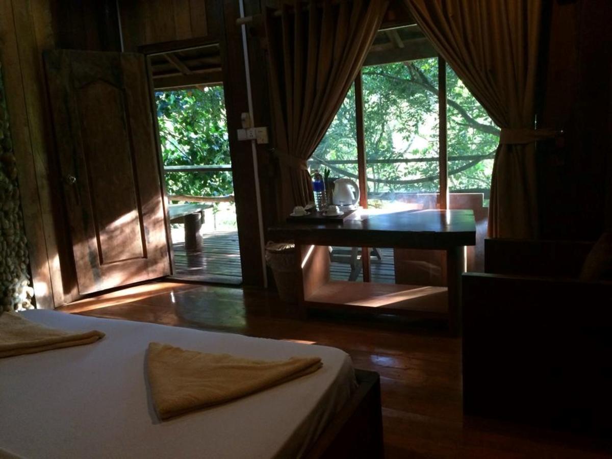 Tree Top Eco-Lodge Banlung Bagian luar foto