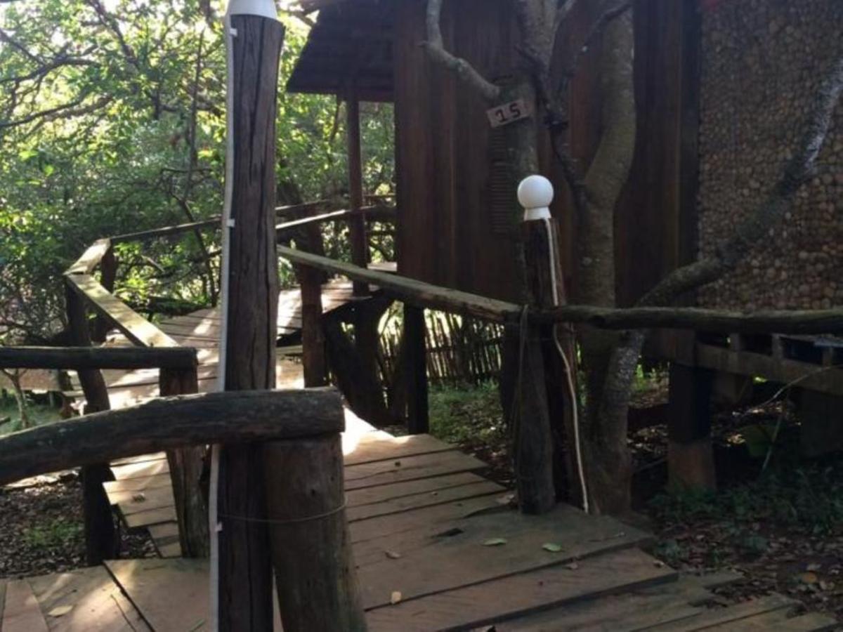 Tree Top Eco-Lodge Banlung Bagian luar foto